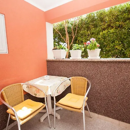 Nur 400 Meter Zum Mit Wifi, Parkplatz, Garten Apartment
