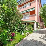 Appartamento Nur 400 Meter Zum Mit Wifi, Parkplatz, Garten *