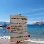 Nur 400 Meter Zum Mit Wifi, Parkplatz, Garten * Baška