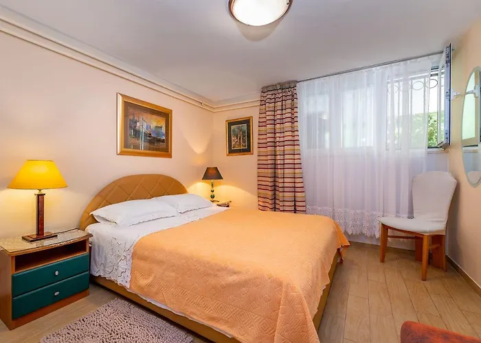 アパート Nur 400 Meter Zum Mit Wifi, Parkplatz, Garten