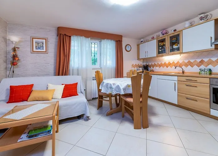 アパート Nur 400 Meter Zum Mit Wifi, Parkplatz, Garten バスカ